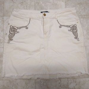 Nanette Lepore white denim skirt